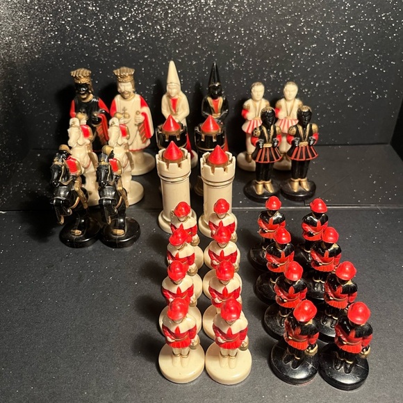 camelot Other - Vintage CAMELOT Chess Set with black & Cream Pieces with red velvet bottoms ! 👑👑